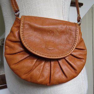 VERA PELLE Italian Leather Crossbody Bag Purse - Tan 8" x 7"